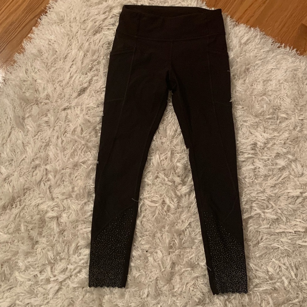 Lululemon Black leggings silver dots 4